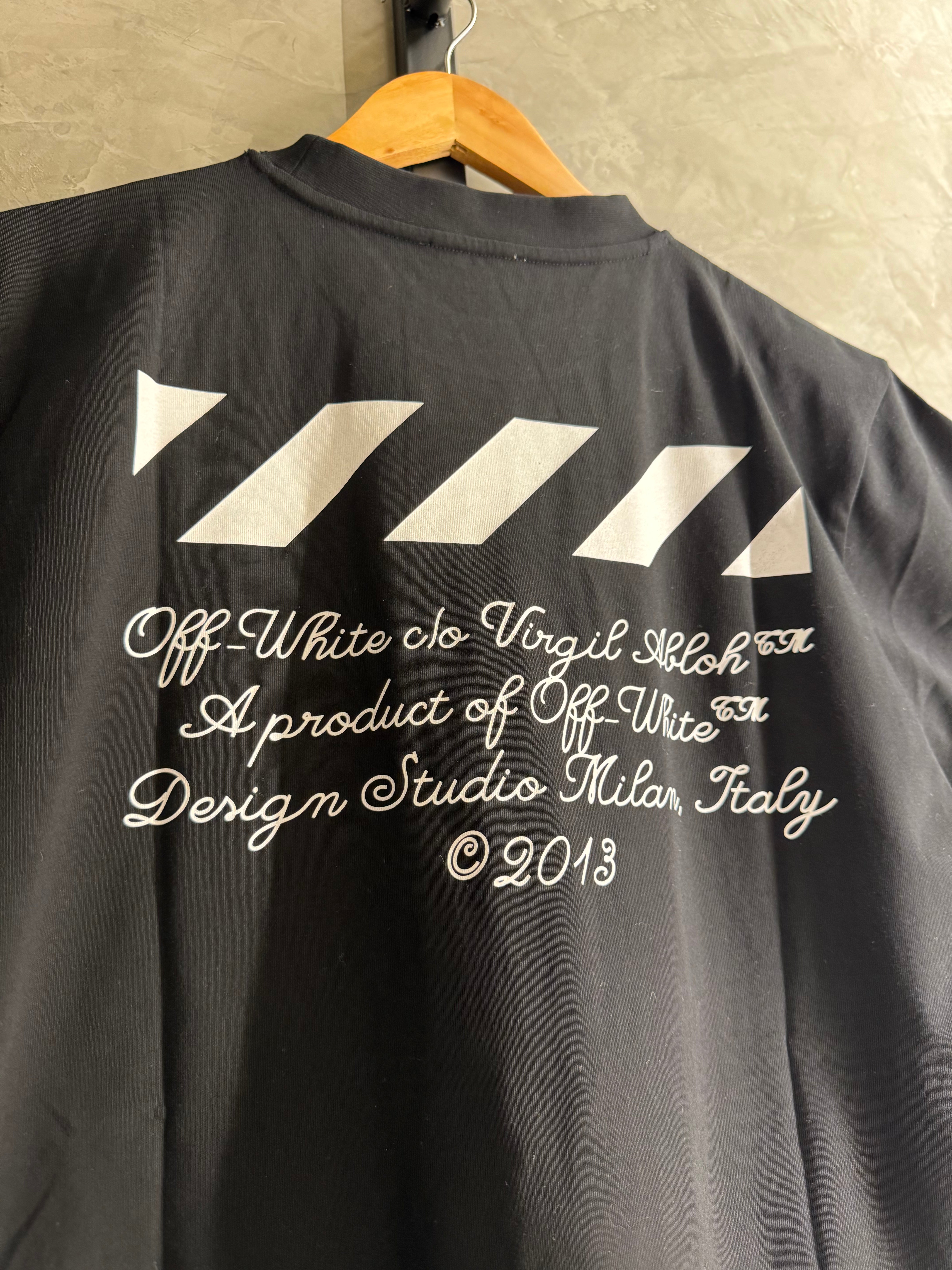 Off-White T-shirt c/o Virgil Abloh Exclusive